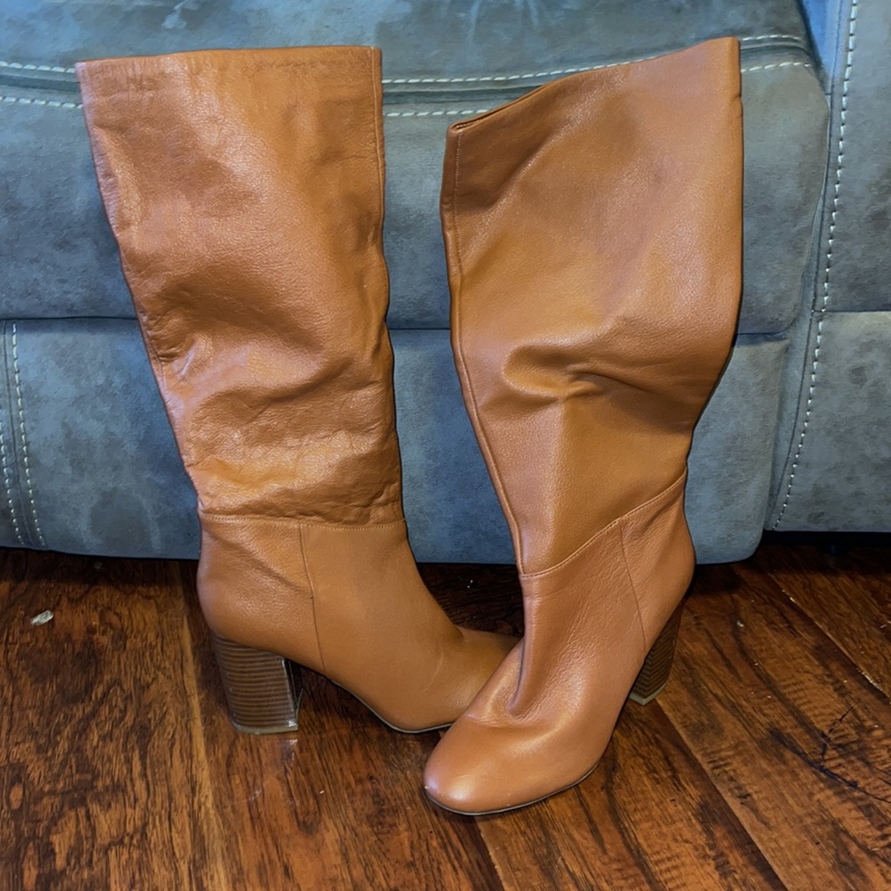 Woman’s boots! Worn once, been in closet for a while.